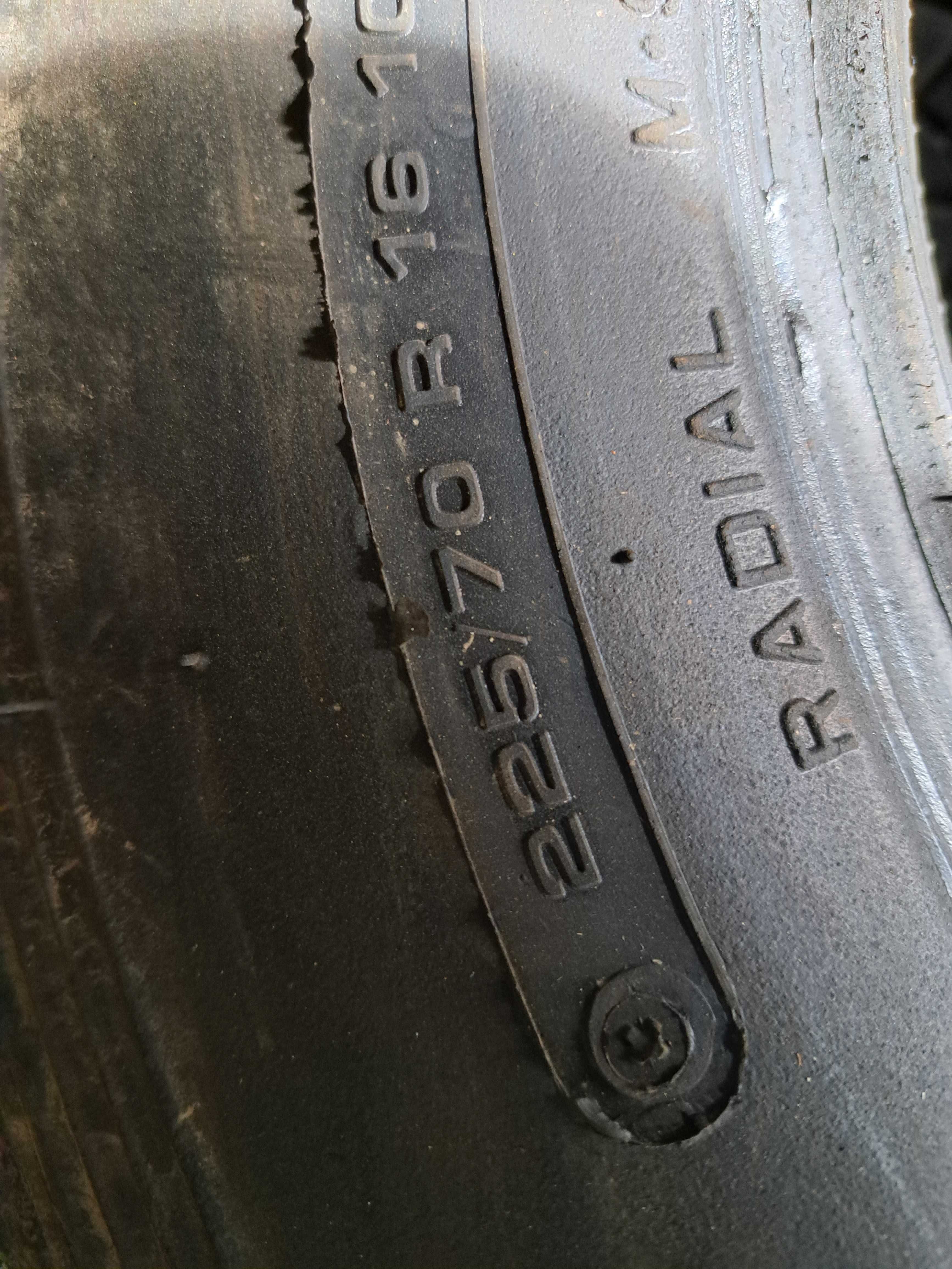 225/70R16 M/T Opony terenowe bieżnikowane off road 4x4