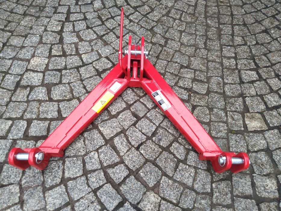 Nowy Trójkąt TUZ kat.2 zaczep kosiarki czołowej zaczepowy uchwyt