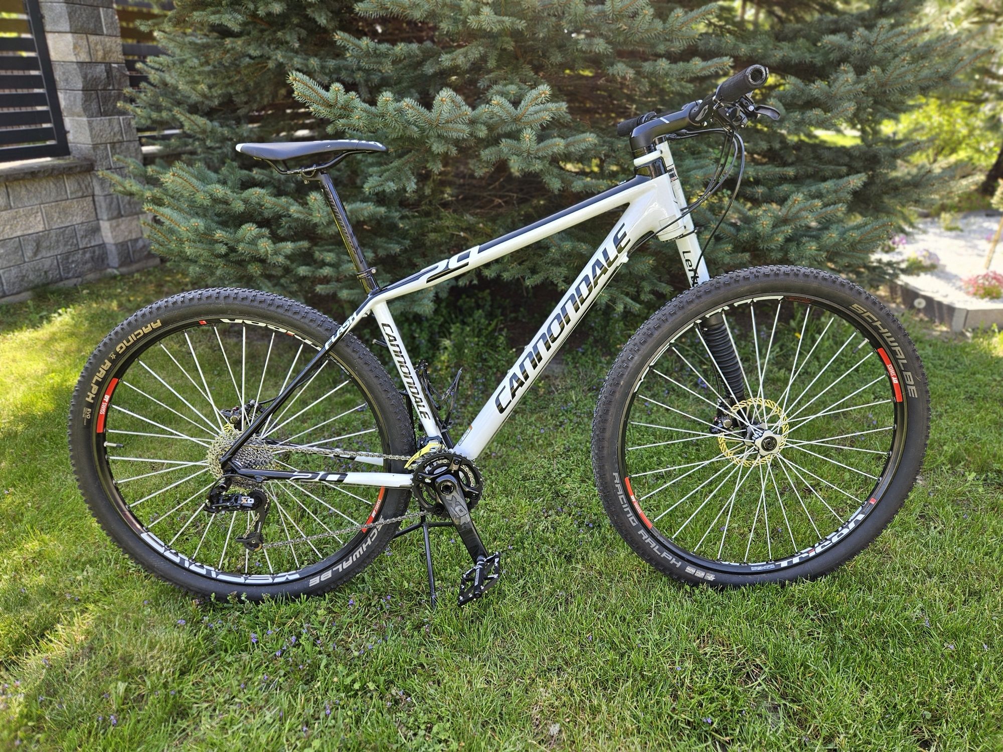 Jak nowy Cannondale Flash Lefty 29er karbon DT Swiss SRAM X0