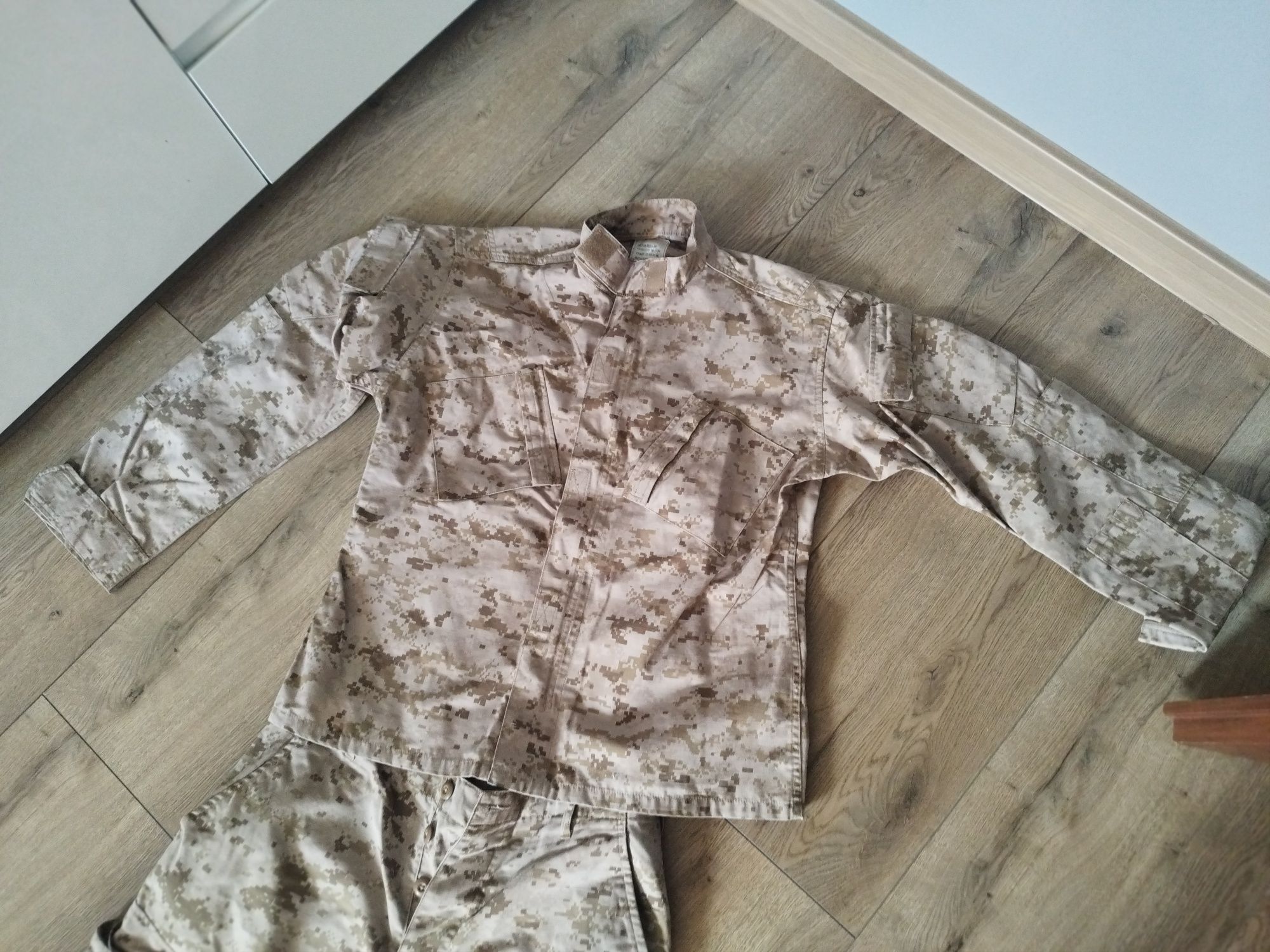 Moro komplet Desert Marpat USMC Medium Regular