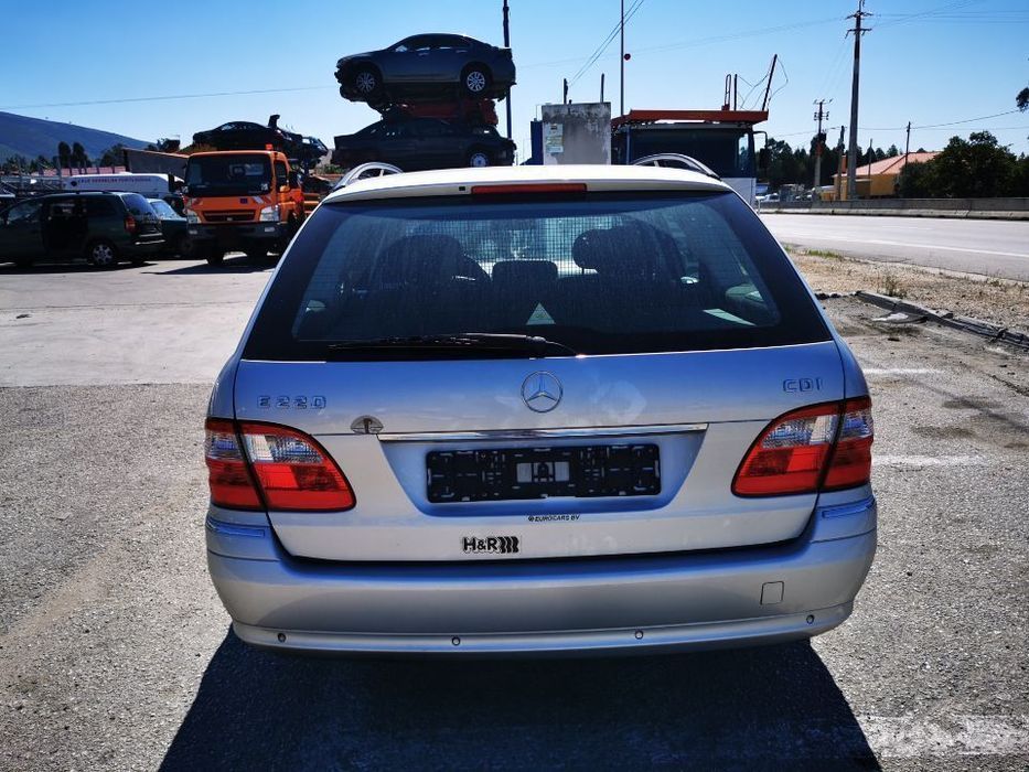 Peças Mercedes Benz E220 CDI do ano 2004