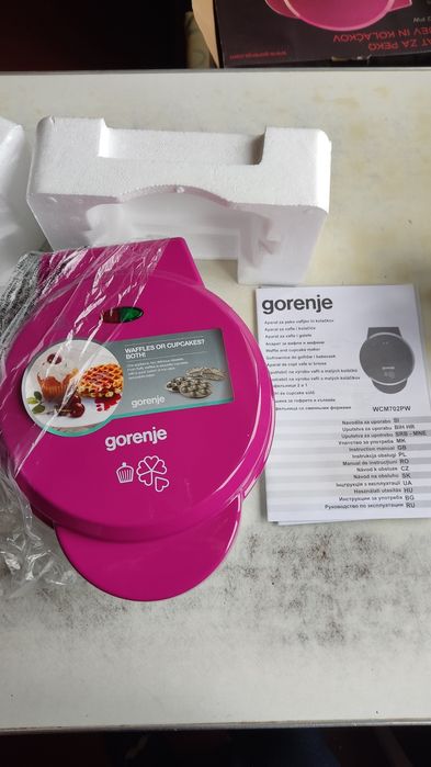 Вафельниця ( 2 в 1 ) GORENJE WCM702 PW
