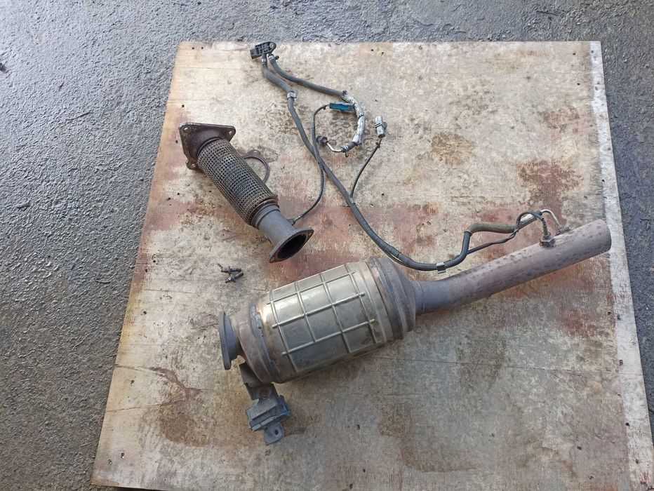 DPF Renault Laguna 3 silnik 2.0 Dci 2008r pełny oryginał C326 Sprawny