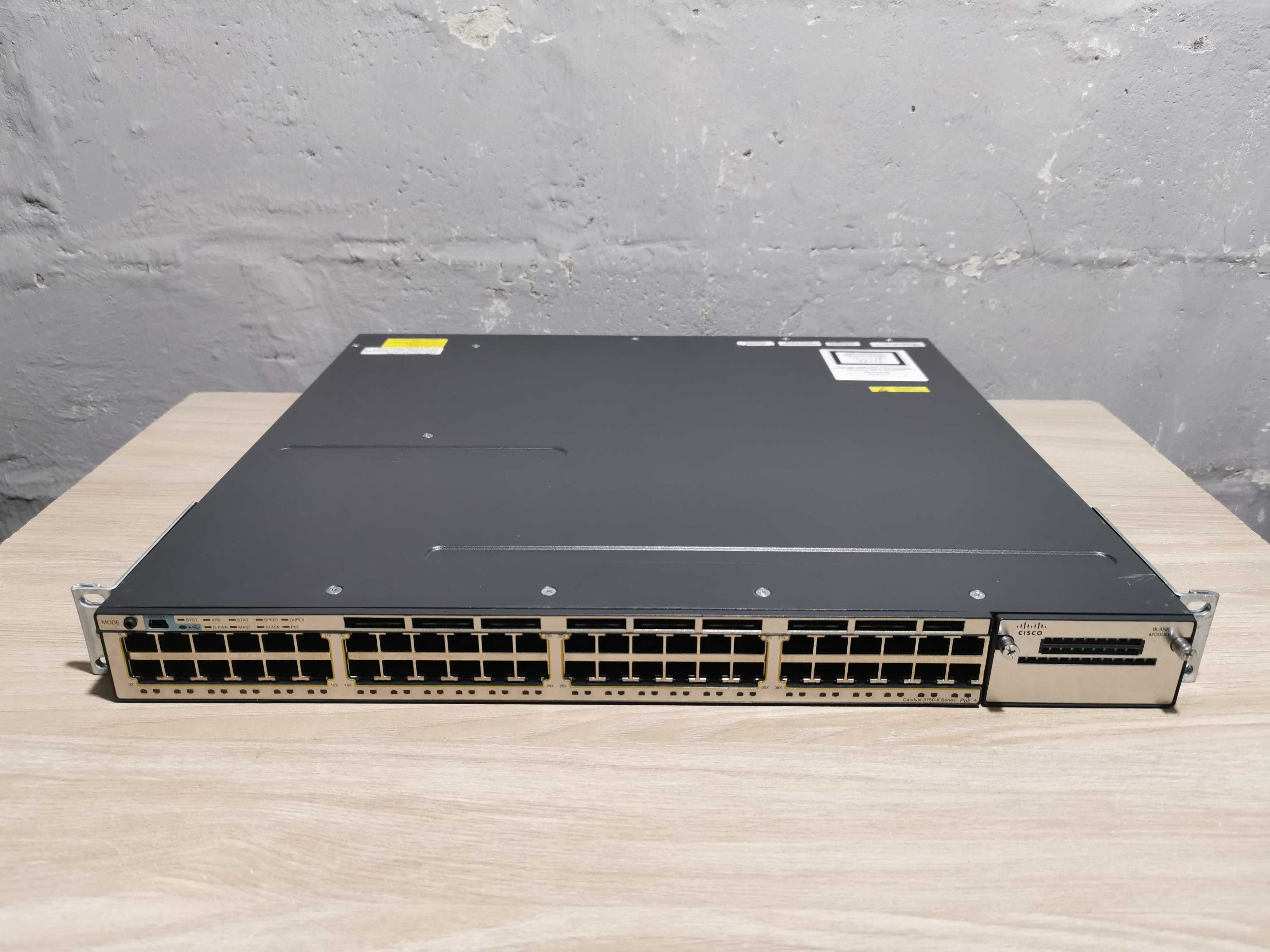 Коммутатор Cisco Catalyst 3750X-48P-L(WS-C3750X-48P-L) нал/безнал