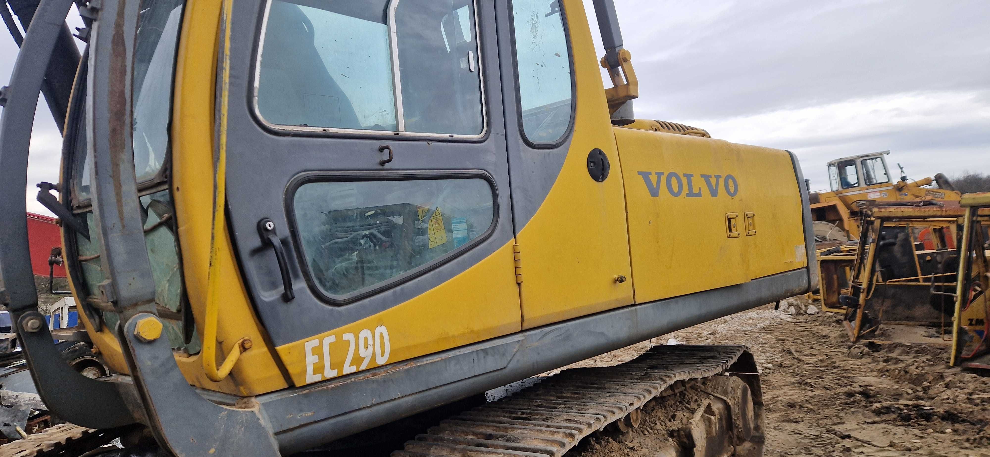 koparka Volvo EC 290 gąsienice zwolnica rolki podwozie reduktor