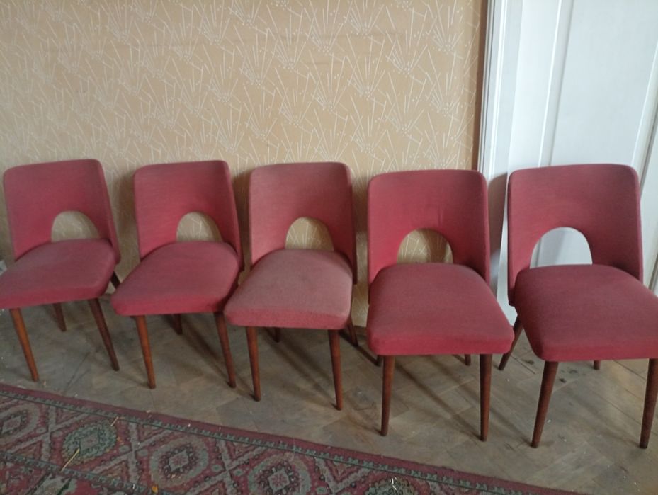 Krzesła tapicerowane