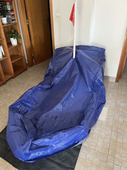 Caixa areia forma barco pirata