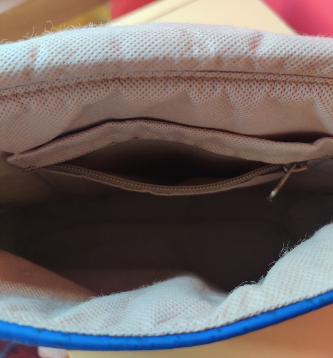 Torebka z korka granatowa, klapka że wzorem 26x21x9.5cm