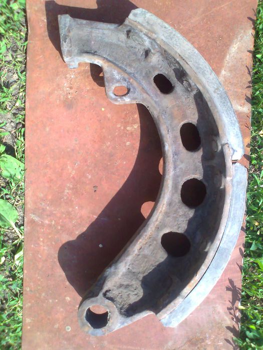 Тормозні колодки ЗІЛ-130 тормозные колодки ЗИЛ