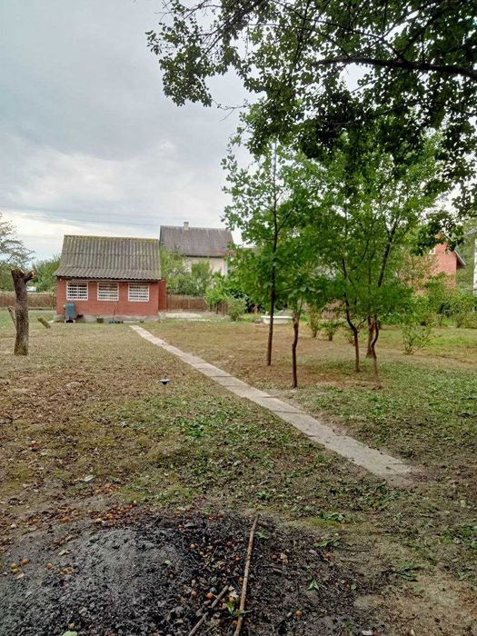 Продається дача в Черніїві,Івано-франківська обл.