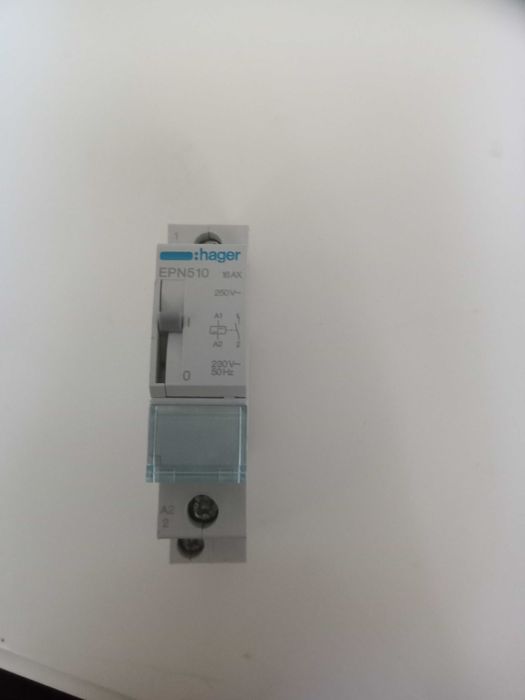 Przekaźnik bistabilny 230VAC 1NO 16A