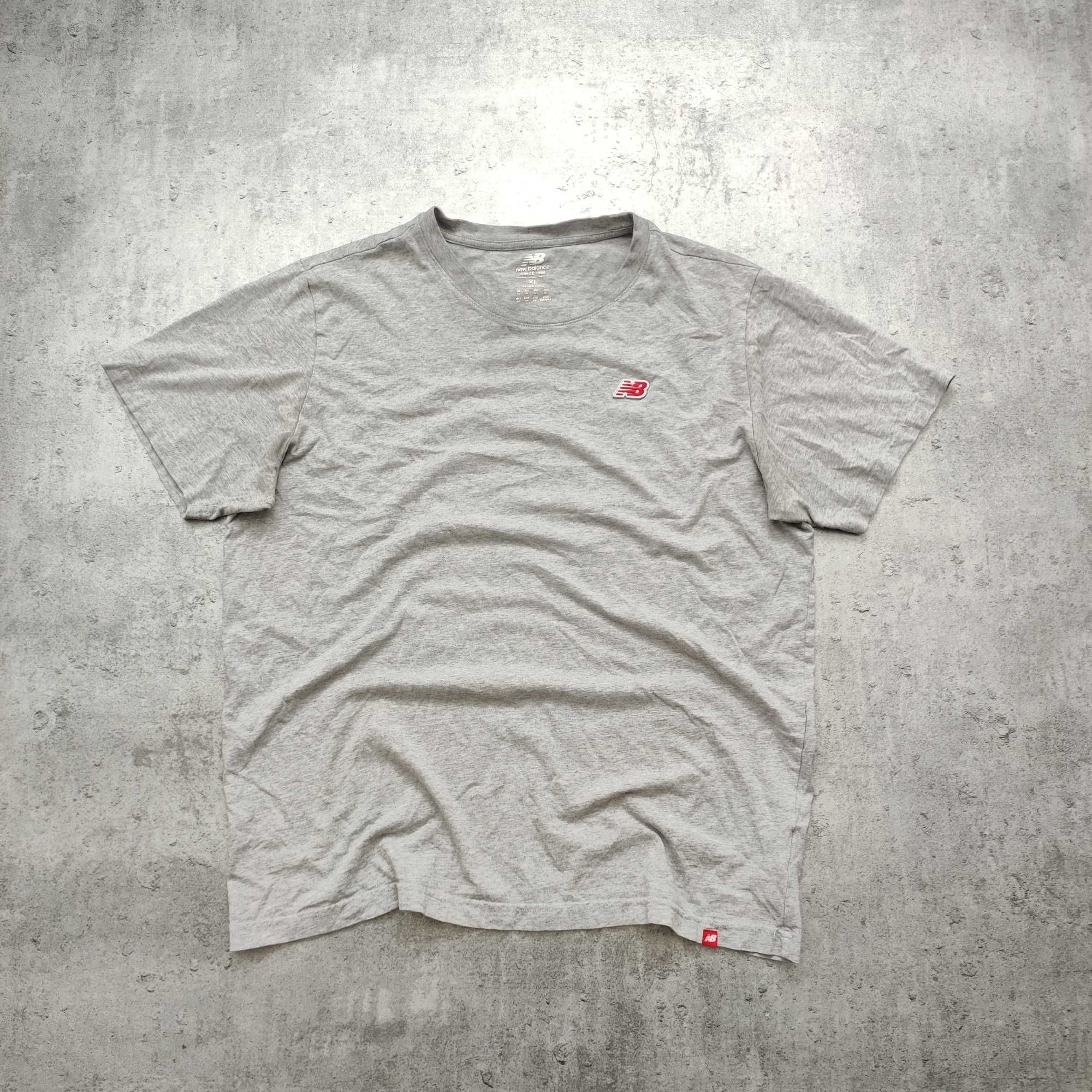 MĘSKA Koszulka Bawełna Małe Logo Haft New Balance Klasyk Active Casual