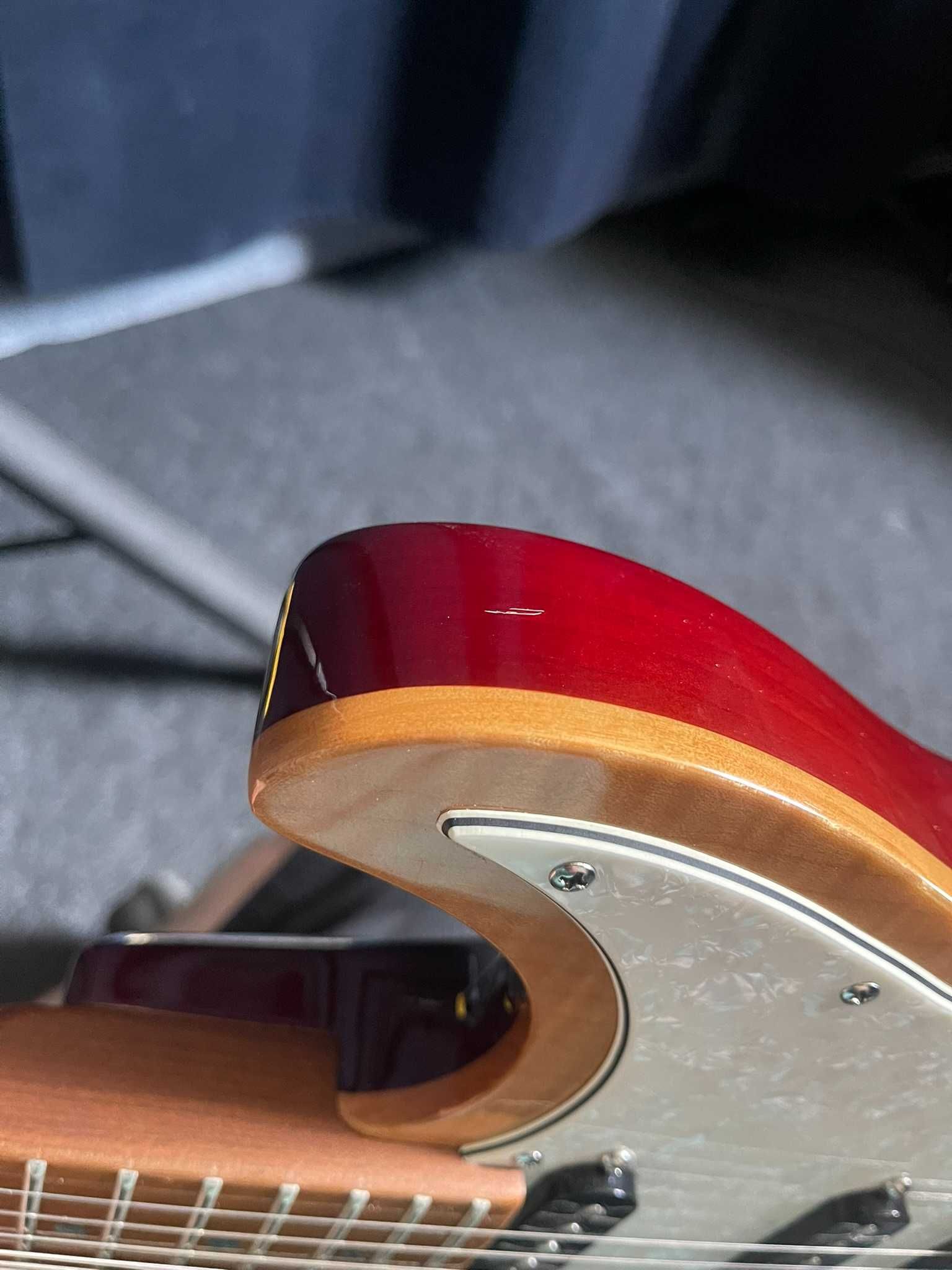Gitara elektryczna Sire Larry Carlton S7 (superstrat)