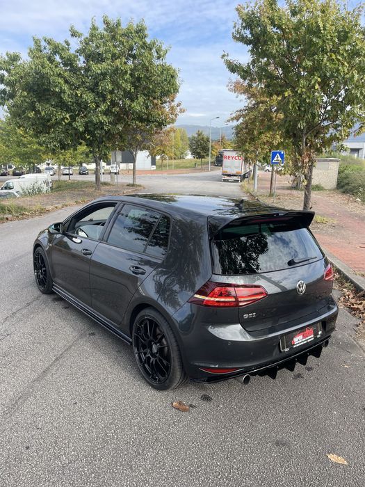VW Golf 2.0 TSI GTi DSG Performance