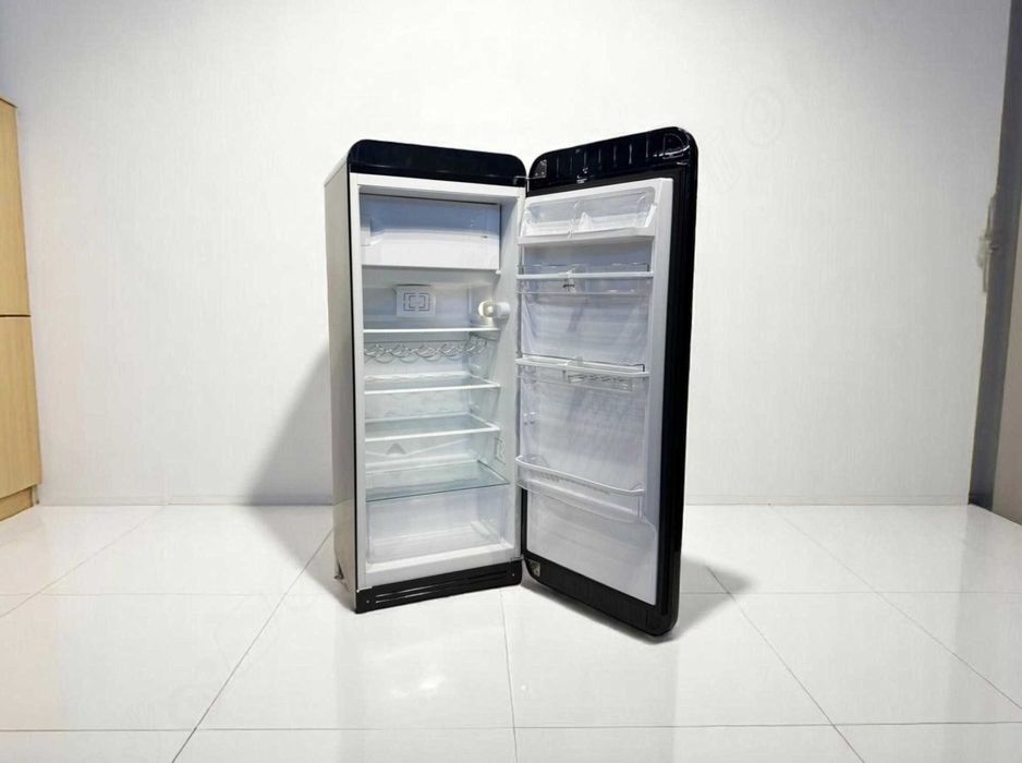Холодильник SMEG FAB 28 RNE1 (Черный) холодильник смег