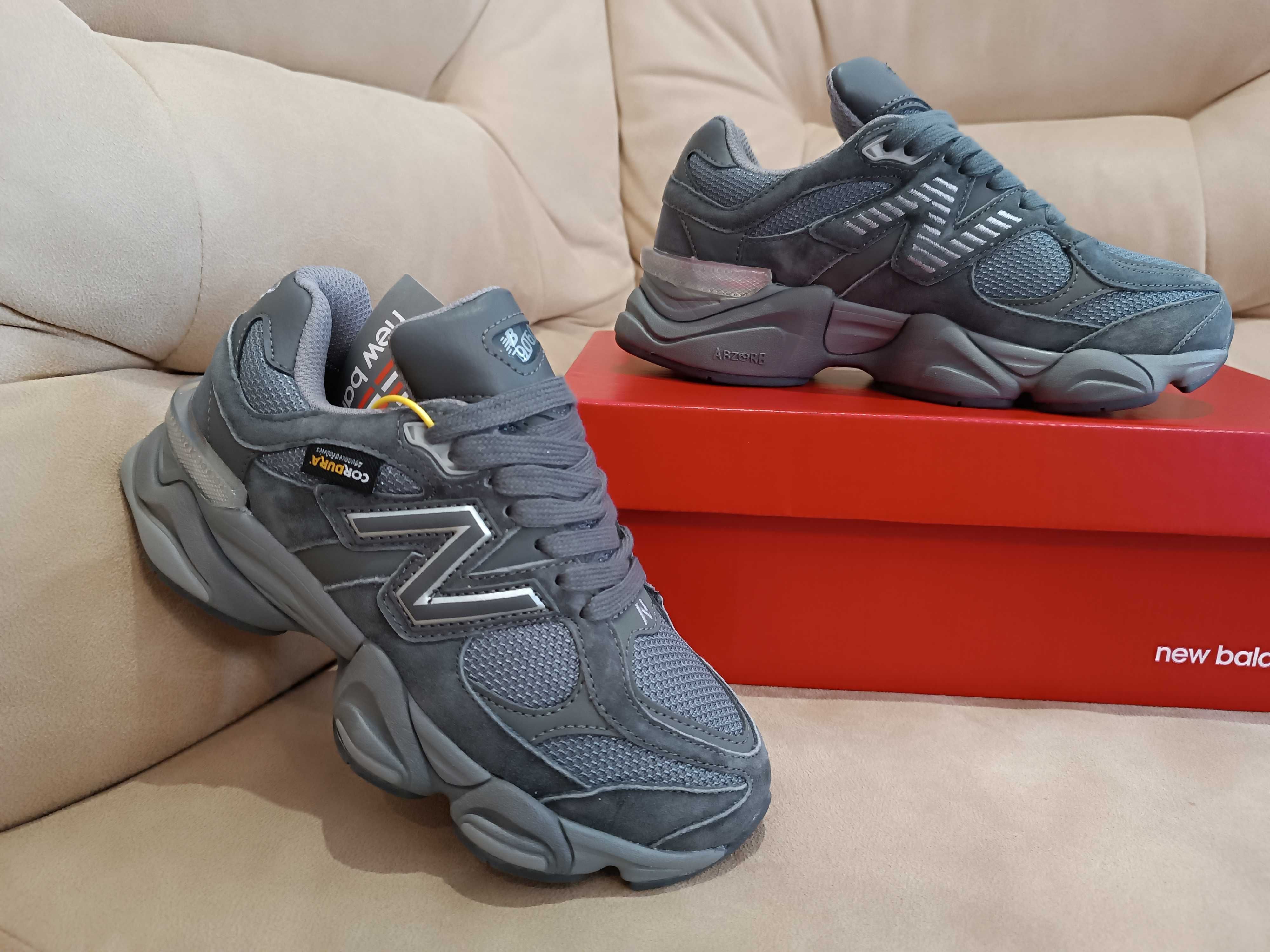 Жіночі кросівки new balance 9060 Waterproof (2 коьори)