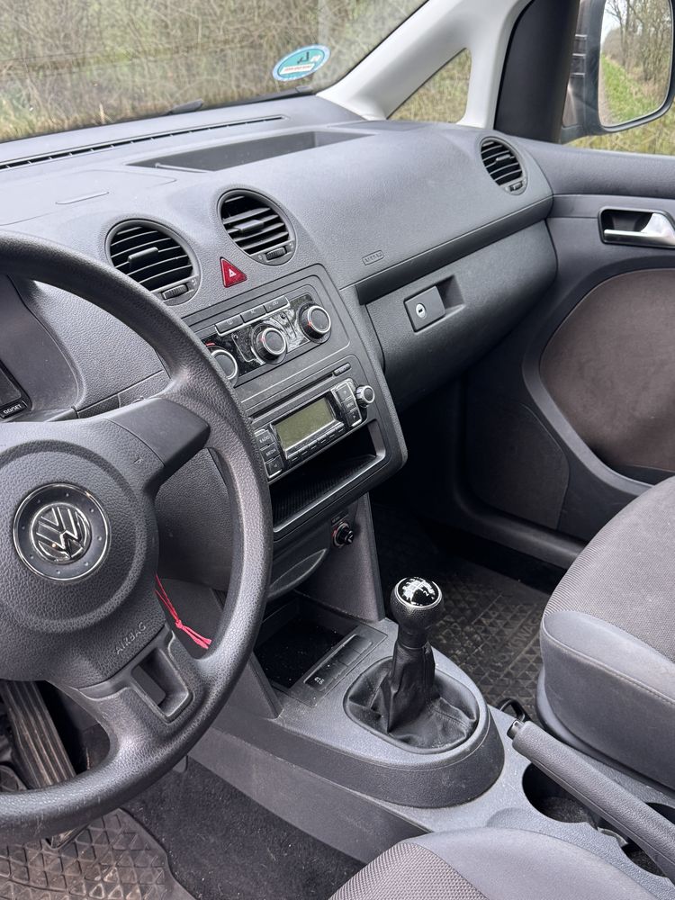 Volkswagen Caddy 1.6 tdi 7 osobowy