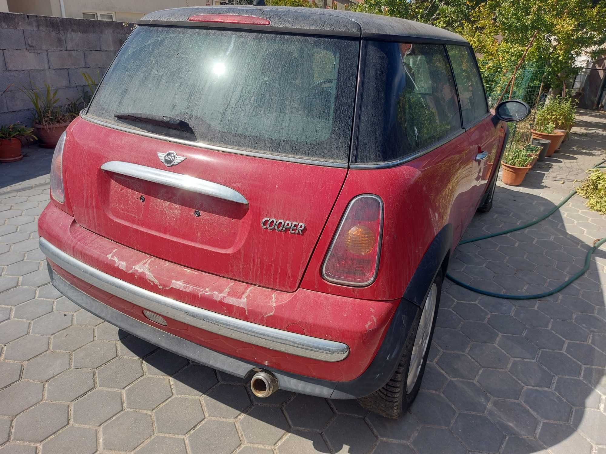 Frente completa Mini Cooper com faróis