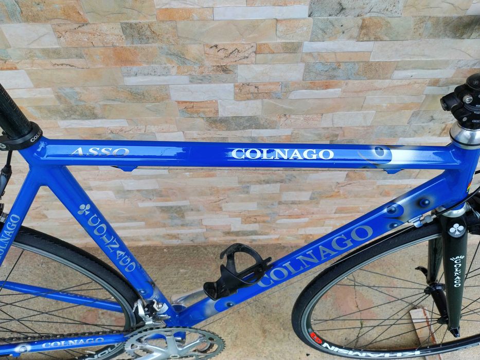 Bicicleta de estrada Colnago modelo Asso
