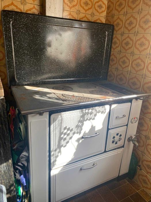 Fogão/Forno a Lenha em ótimo estado