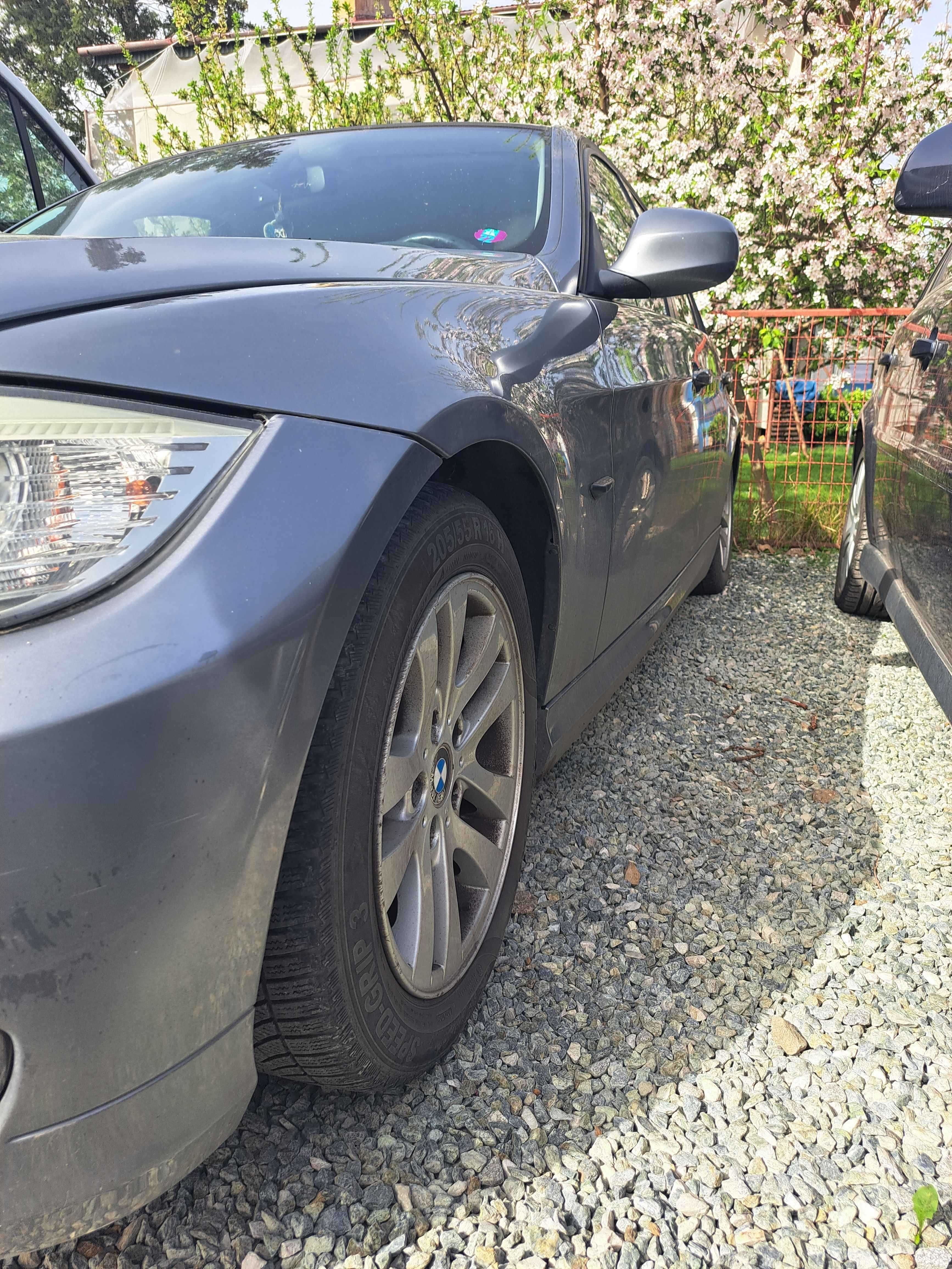 Samochód  Osobowy BMW E 90/2010 r/uszkodzony