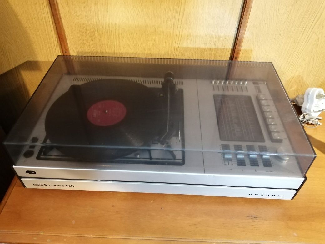 Grundig STUDIO 2000 HIFI 4d