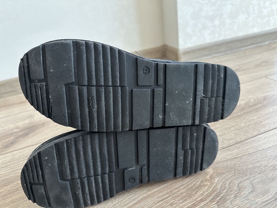 Уггі uggi снігоходи чоловічі розмі 40-41 р