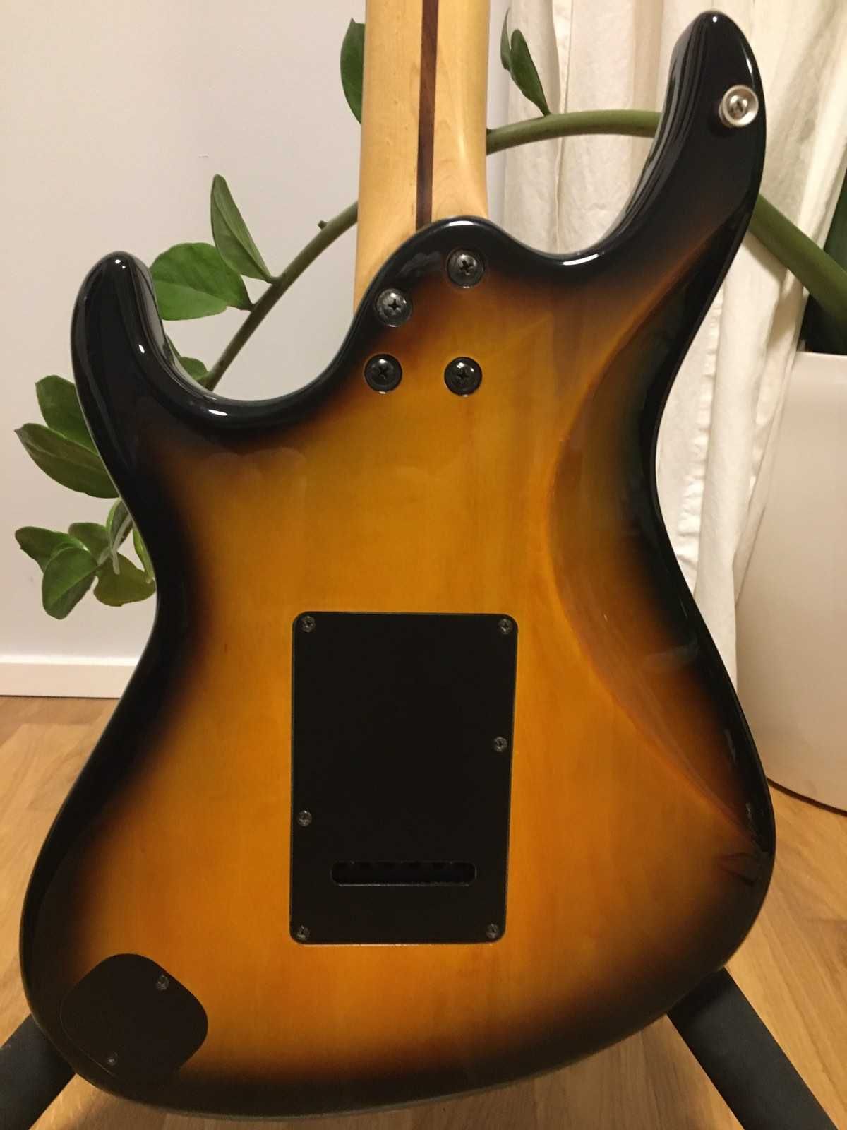Cort G 250 Stratocaster (HSS) липа/клён/ятоба Индонезия 2004 как новая