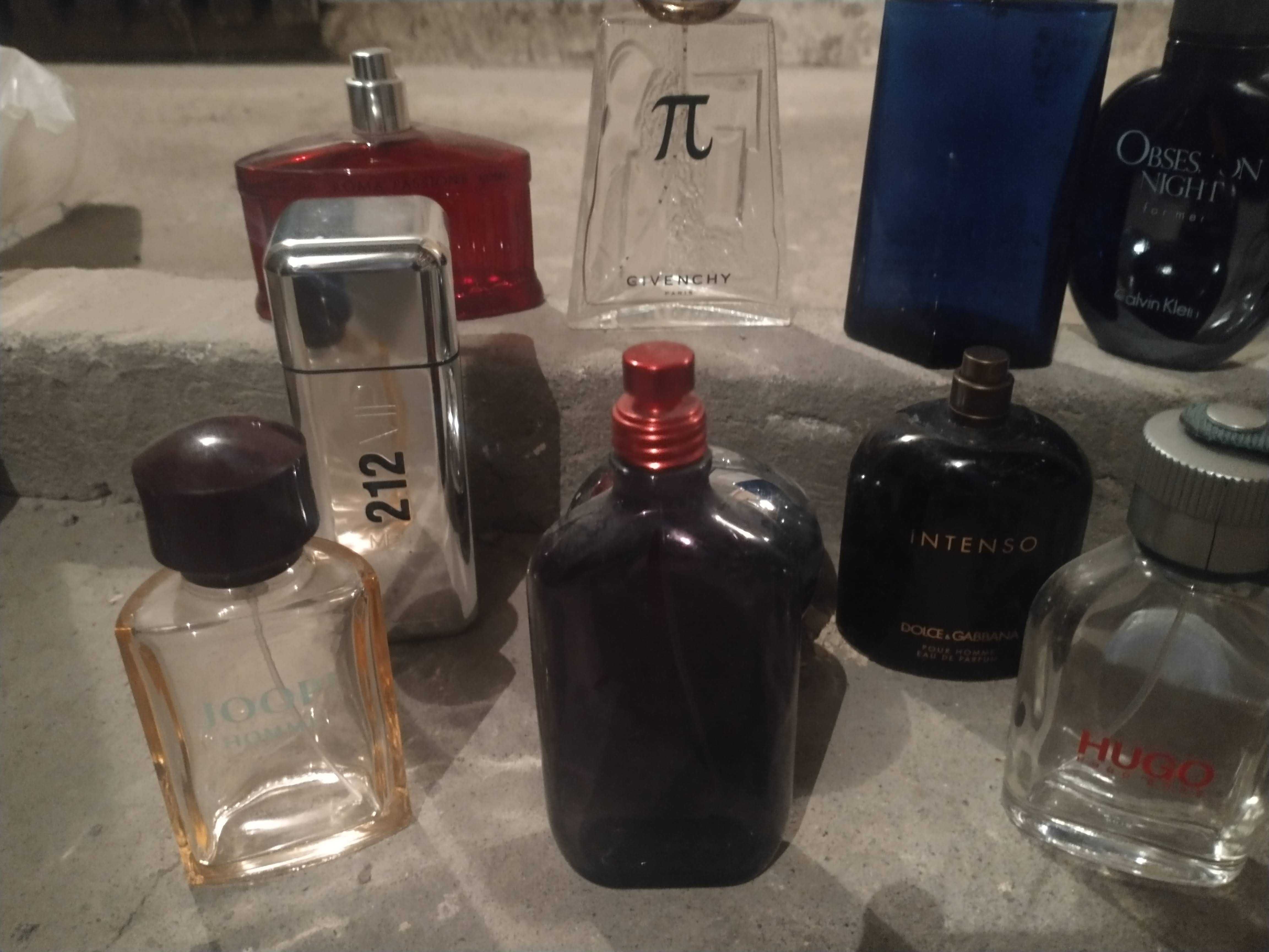 Puste flakony butelki po perfumach