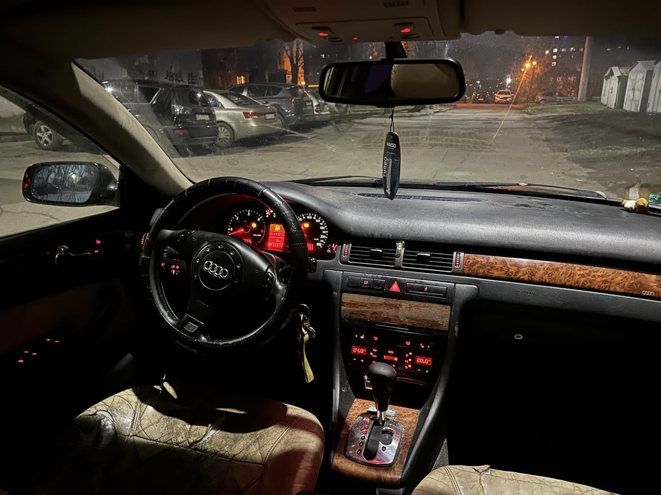 AUDI A6C5 2.5 дизель АКПП 2000 г.