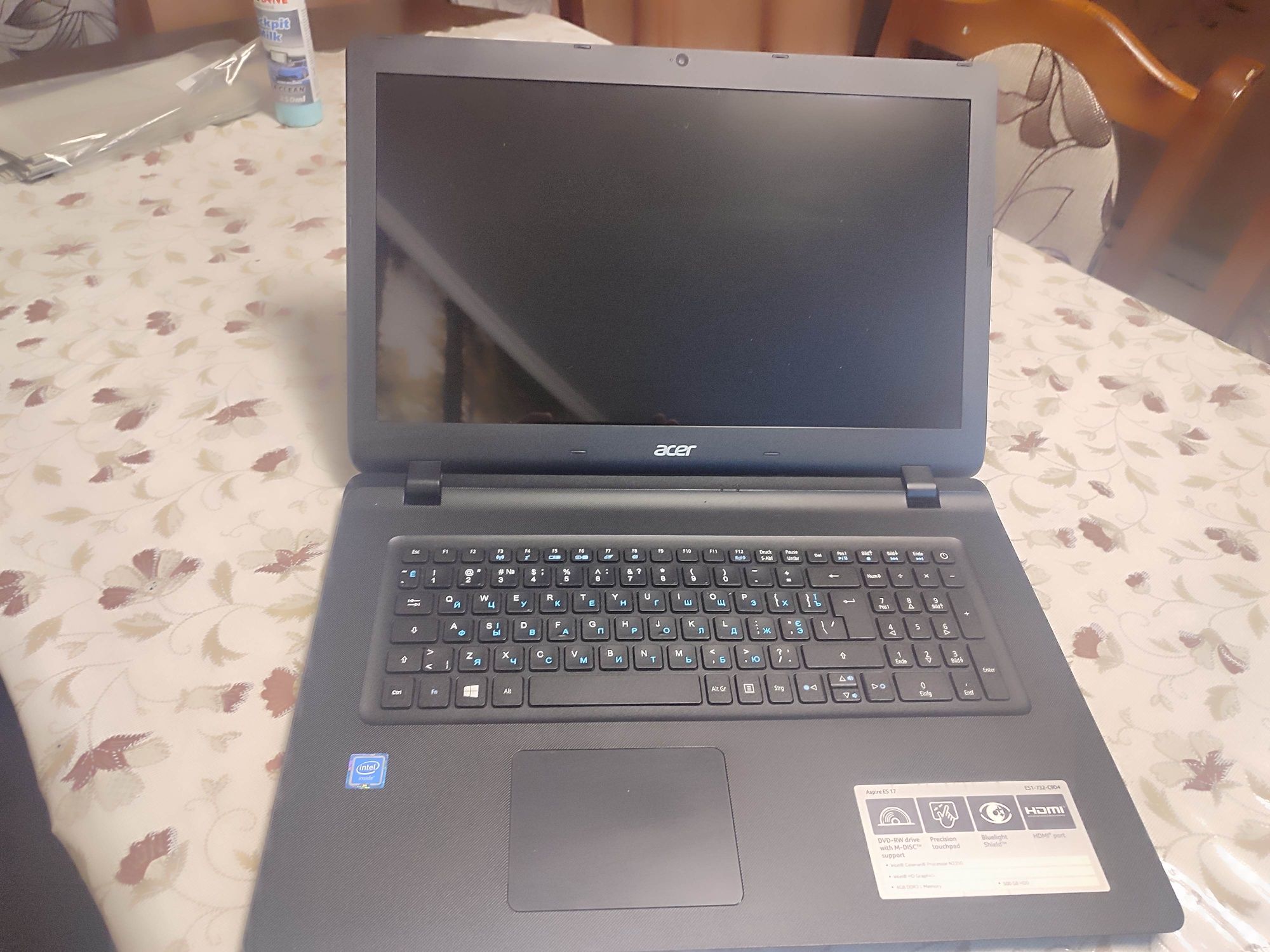 Ноутбук Acer Aspire ES1-732-C9D4