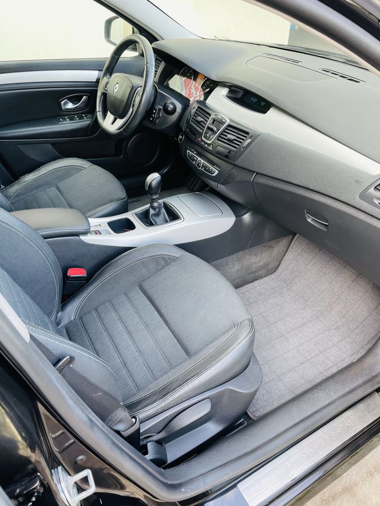 Renault Laguna III 2.0 DCI Garage Bricolage