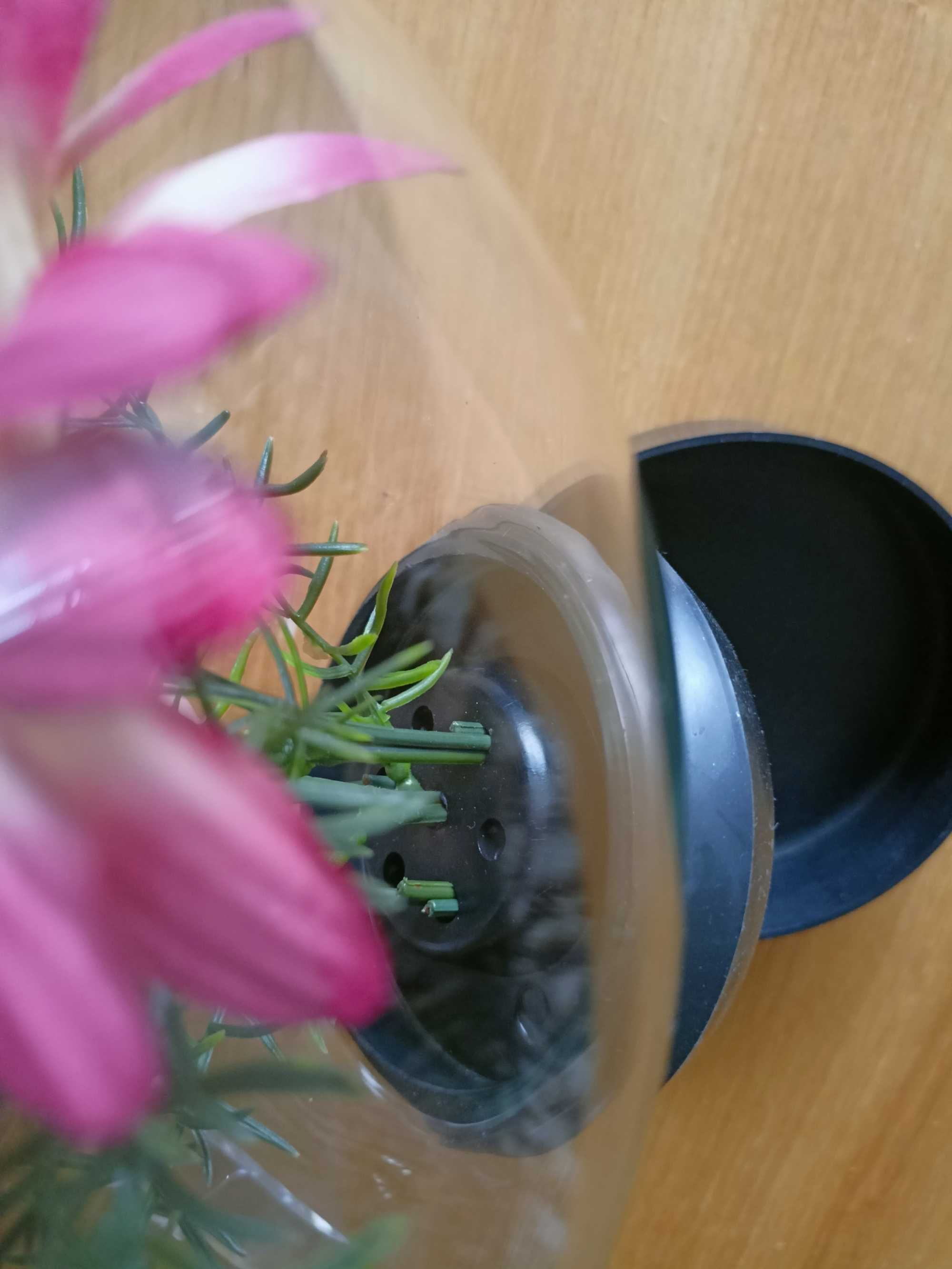 Szklana kula z podstawką
