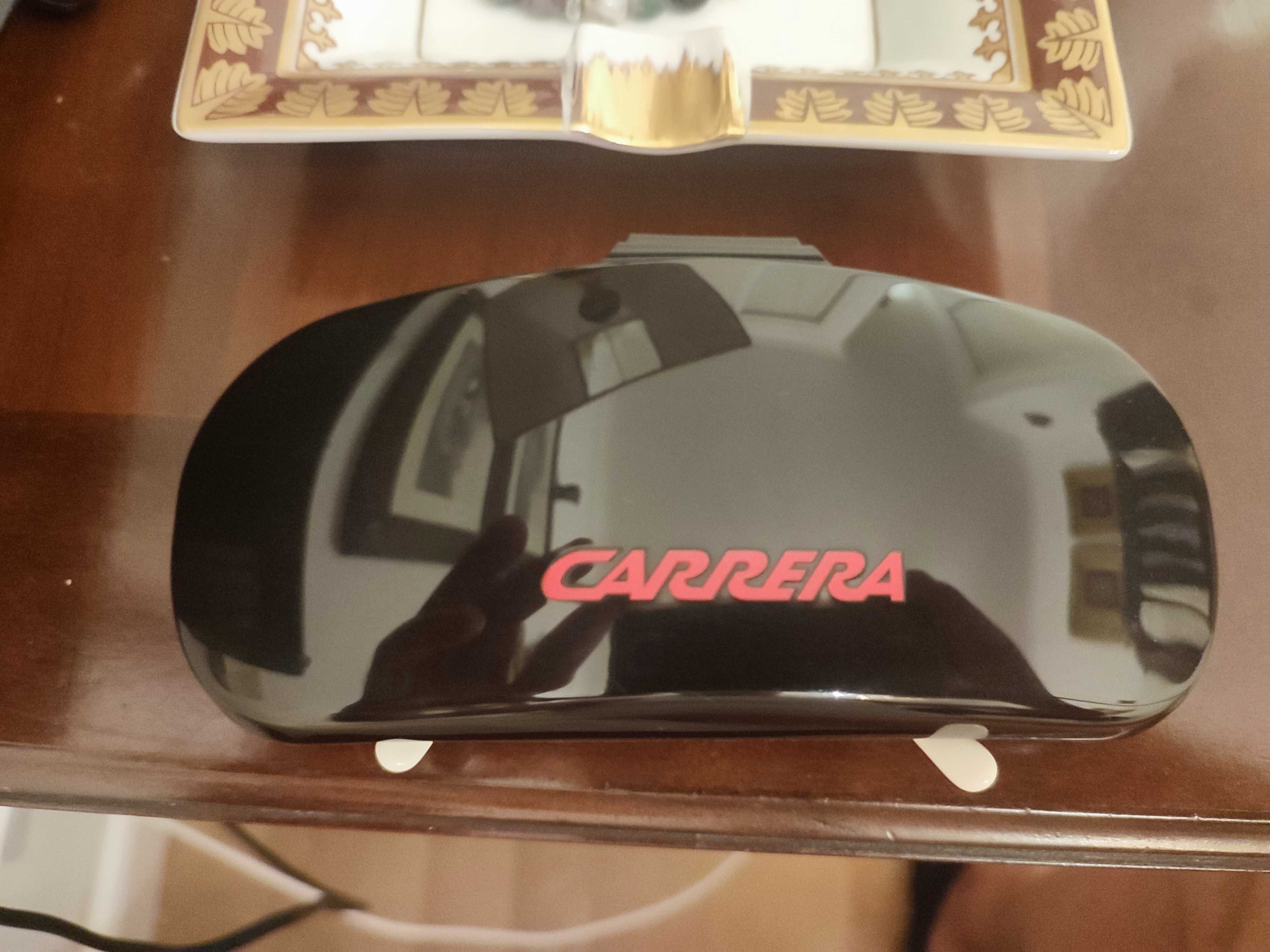 Óculos Carrera brancos  novos