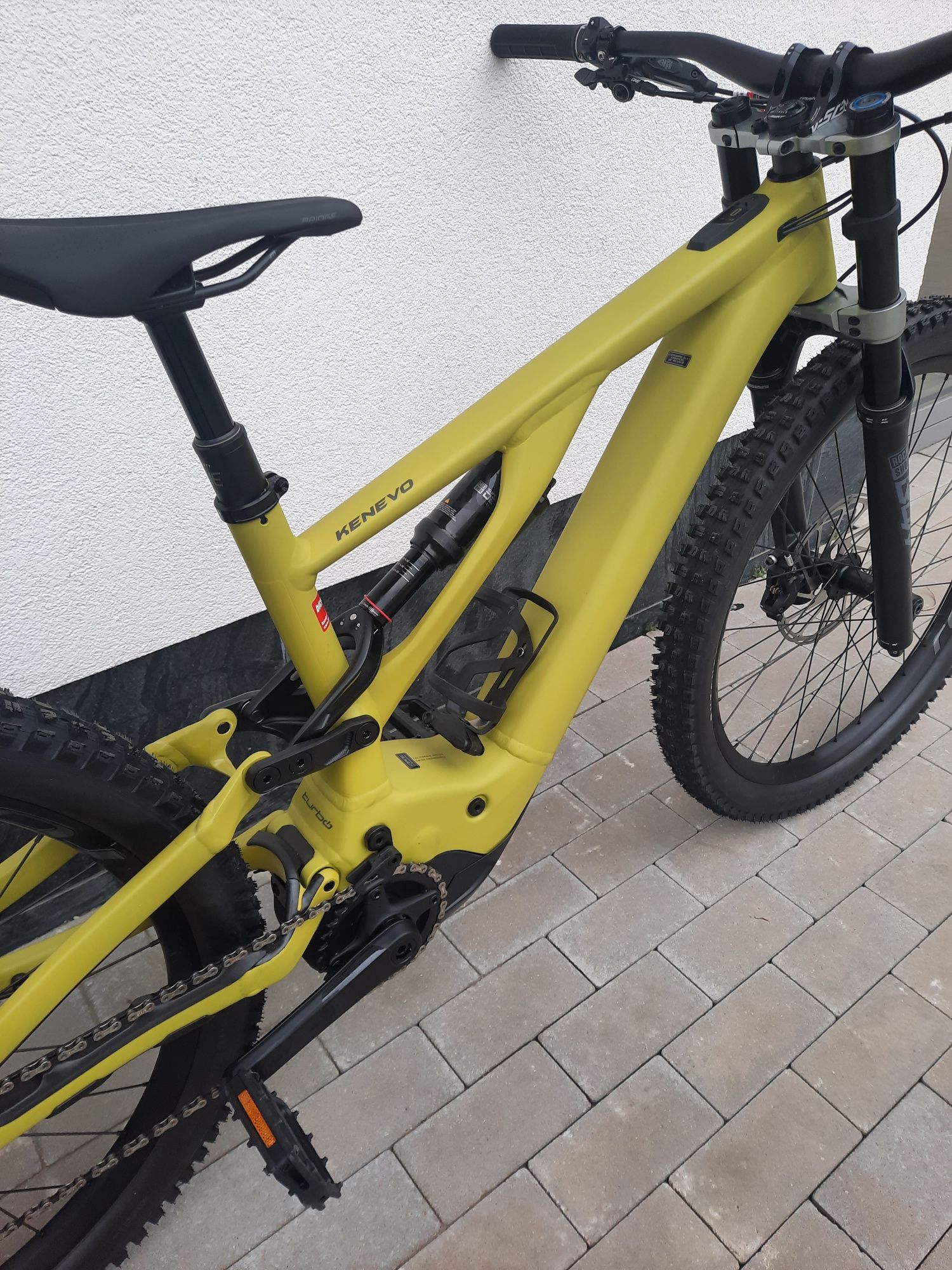 Specialized Kenevo Expert gen3 rama S3 2022