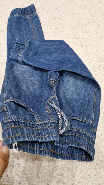 Nowe dresy, spodnie dla dziewczynki  122