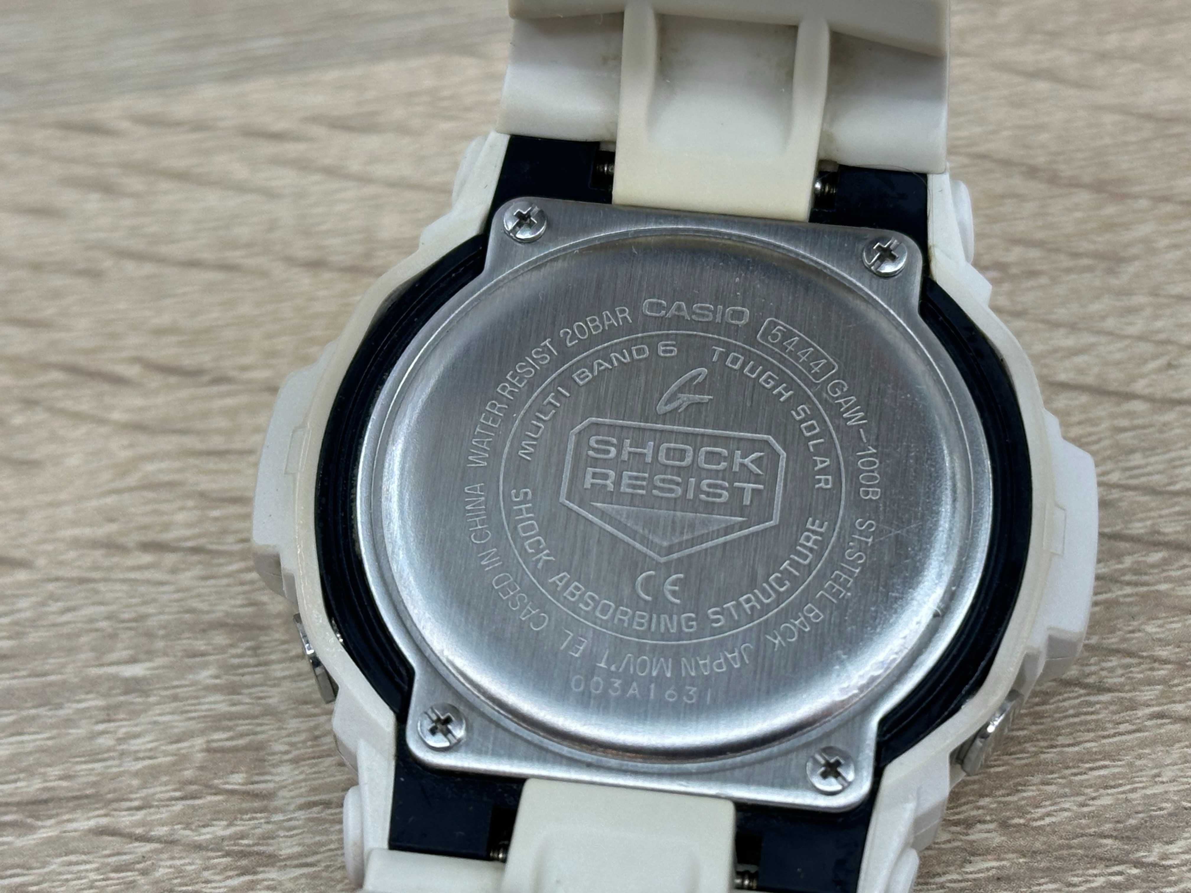 Casio G-Shock GAW-100B-1AER biały