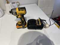 Dewalt Zakretarka udarowa DCF887 zestaw