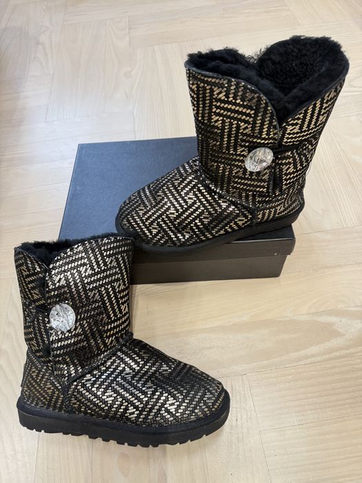 Натуральні угги Ugg розмір 36