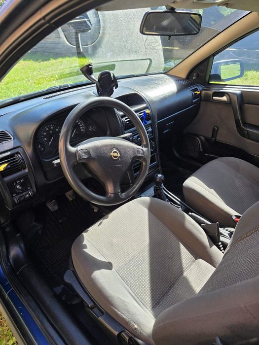 Продам Opel Astra 1,4 газ-бензин