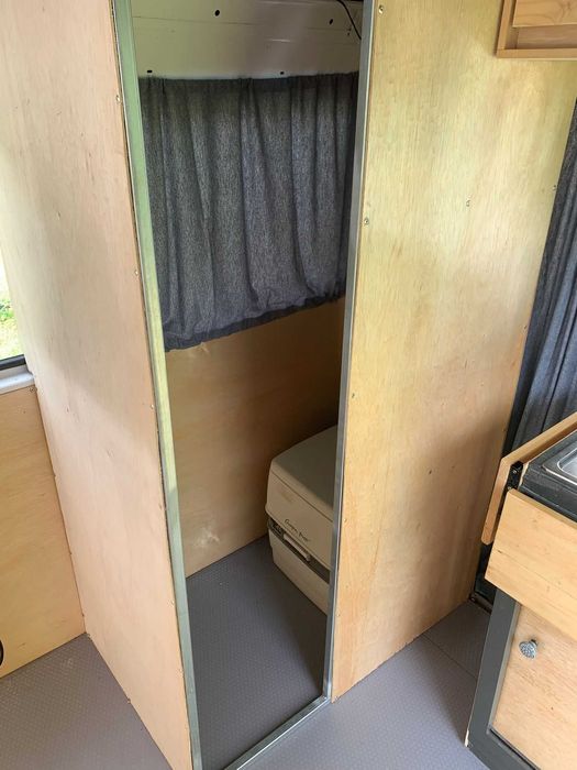 Mercedes 210 kaczka kamper t1 2.9D bremer 1994