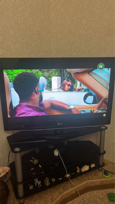 TV LG hdmi 42 дюйма