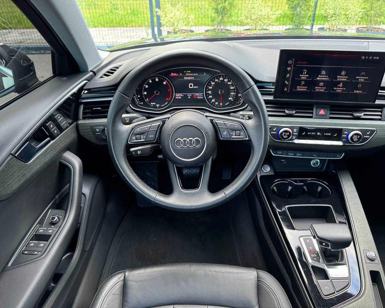 Продаж Audi A4 Premium