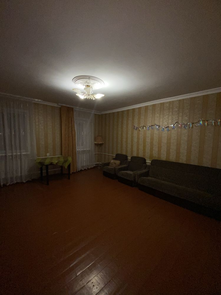 Продається будинок в місті Буринь
