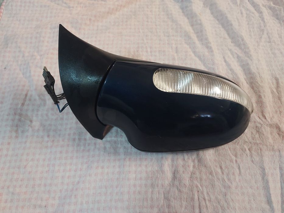 Espelho Mercedes direito com pisca