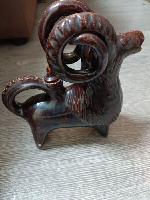 Керамічний вінтажний баранчик