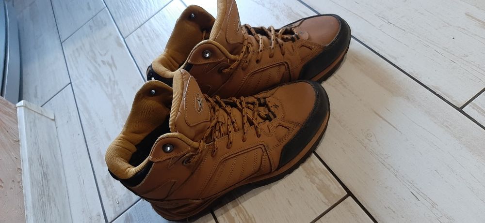 Зимові чоботи на подростка