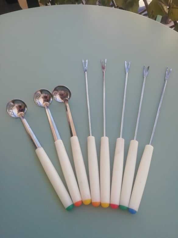 Garfos e colheres fondue (8 unid)