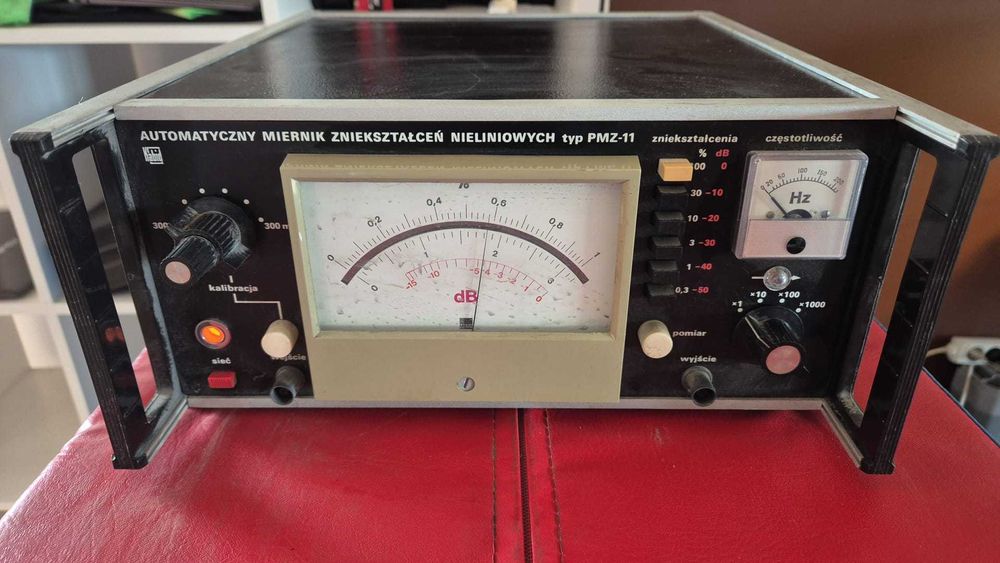 Automatyczny miernik zniekształceń PMZ-11 Unitra – PRL