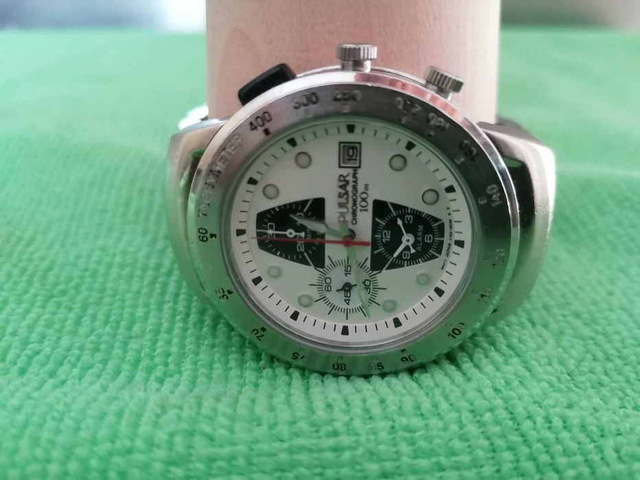 Relógio de pulso Pulsar.